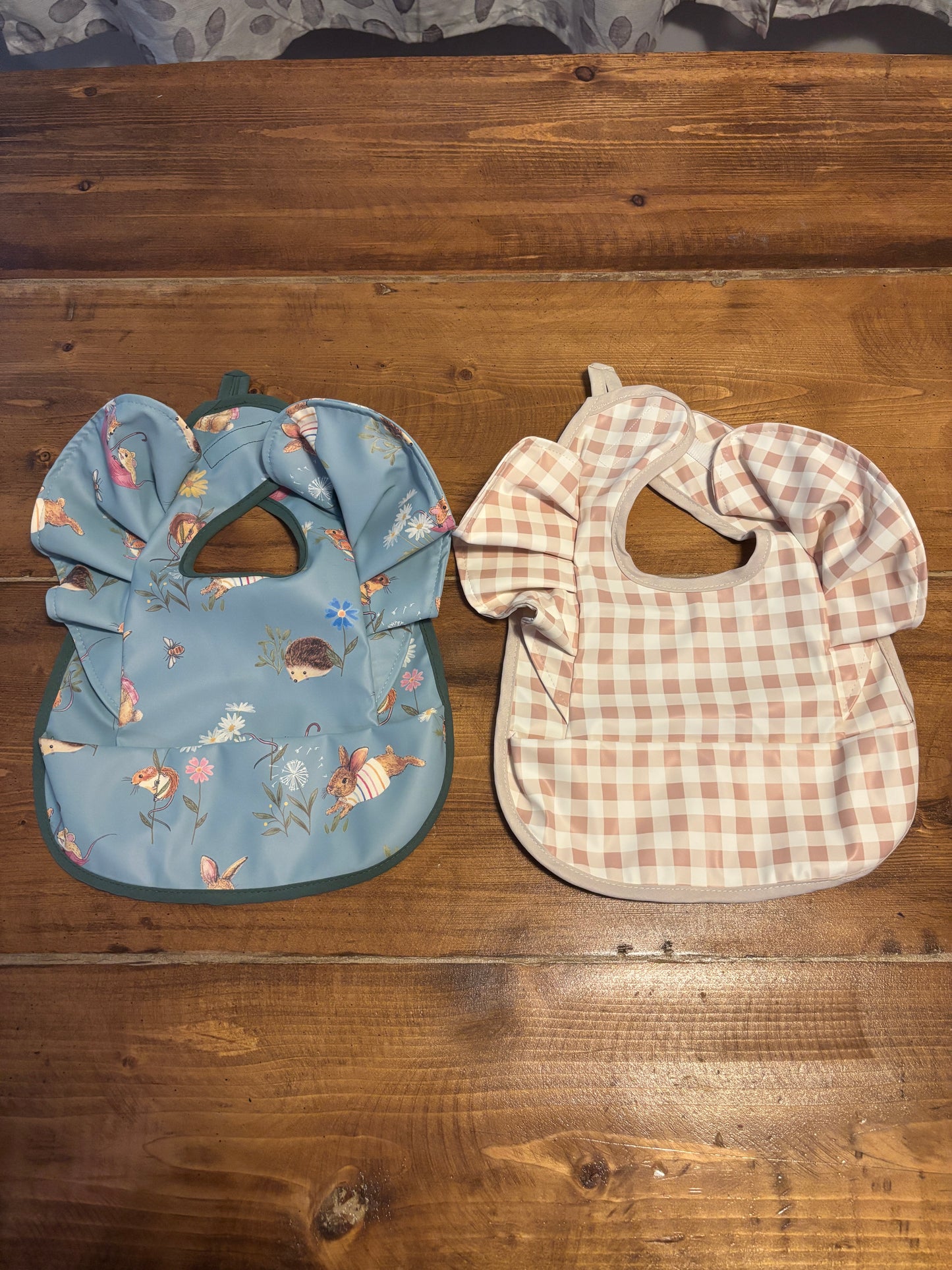 Girl’s Ruffle Bib